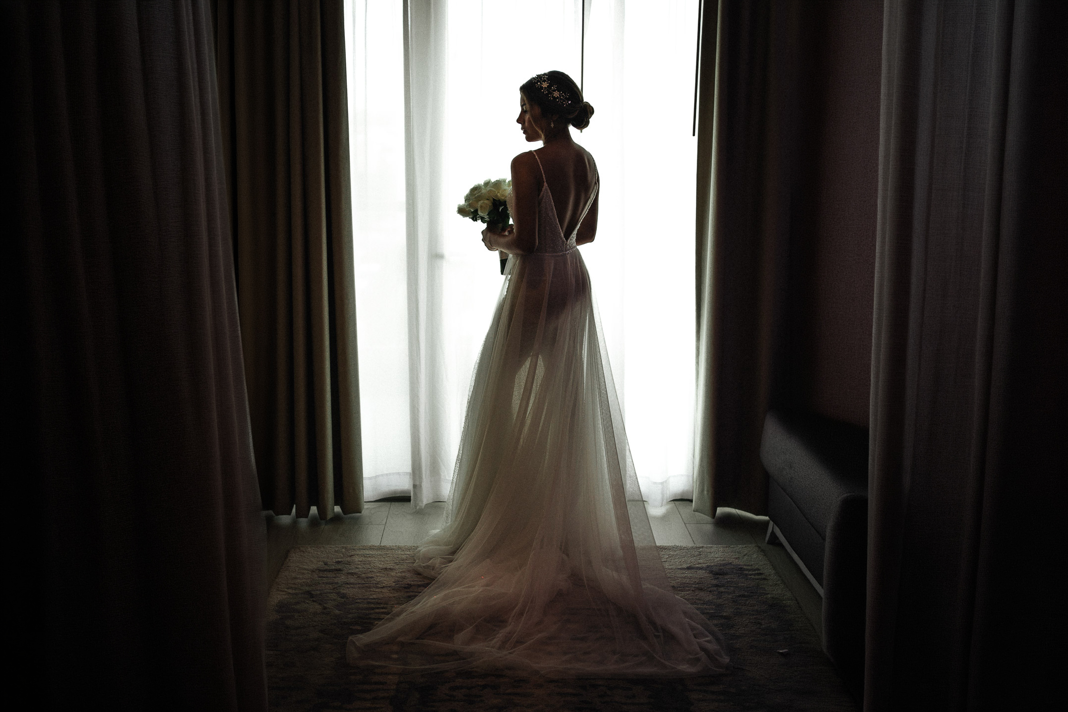 Read more about the article How Much Time Should You Schedule for Hair & Makeup on Your Wedding Day in Cancun?